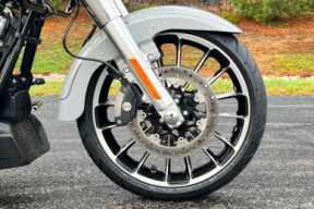 2024 Harley-Davidson® Road Glide 3 FLTRT thumb 2