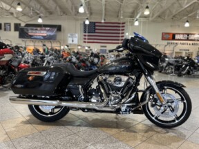 FLHX 2026 Street Glide® thumb 3