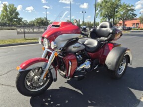 FLHTCUTG 2019 Tri Glide® Ultra thumb 1