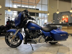 2026 Harley-Davidson® Street Glide® FLHX thumb 0