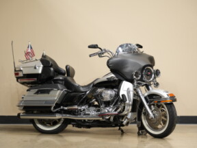 FLHTCUI 2003 Electra Glide® Ultra Classic® thumb 2