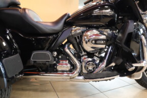 2016 Harley-Davidson HD Touring Trike FLHTCUTG Tri-Glide Ultra thumb 2