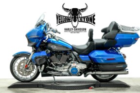 2026 Harley-Davidson® CVO Street Glide Limited ELECTRIC COAST thumb 0