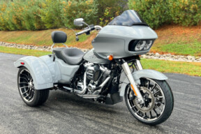 2024 Harley-Davidson® Road Glide 3 FLTRT thumb 1