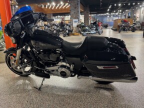2026 Harley-Davidson® Street Glide® FLHX thumb 0