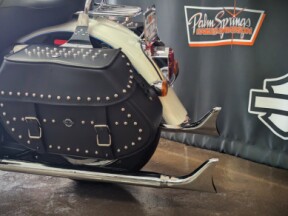  2013 Softail® Deluxe thumb 2