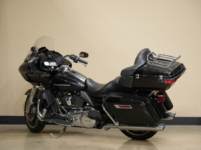 FLTRK 2022 Road Glide® Limited thumb 0