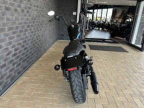 2018 Harley-Davidson® Iron 1200™ Vivid Black thumb 1