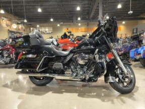 2014 Harley-Davidson® Ultra Limited Black thumb 2