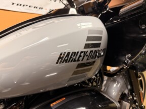 FLTRT 2026 Road Glide 3 thumb 1