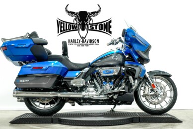 2026 Harley-Davidson® CVO Street Glide Limited ELECTRIC COAST