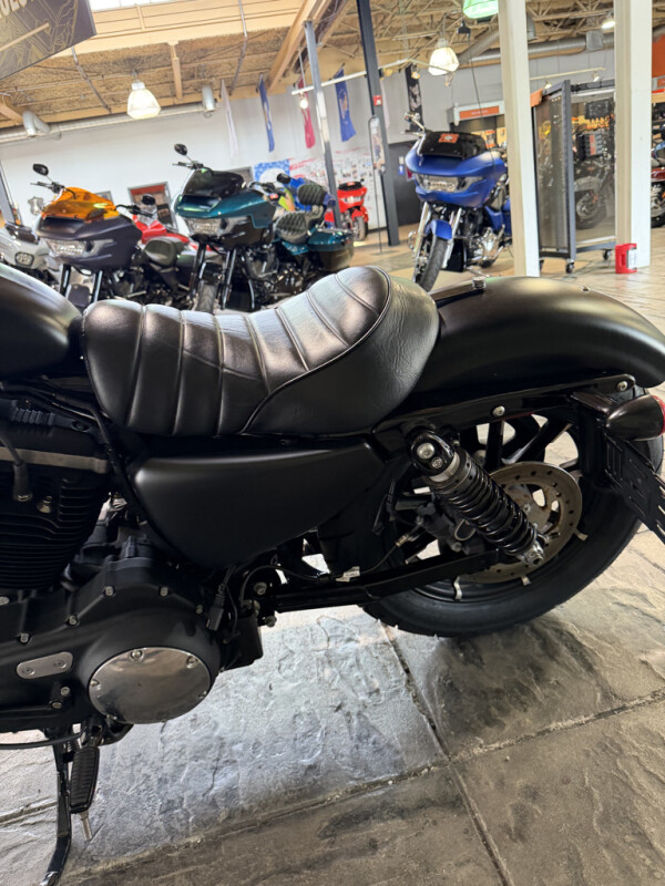 2022 Harley-Davidson® Iron 883™ No Gimmicks, No Hidden Fees., photo 12
