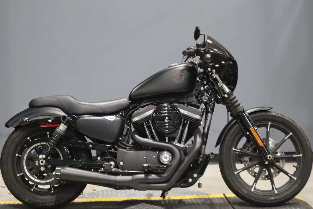 2021 Harley-Davidson® Iron 883™ XL 883N