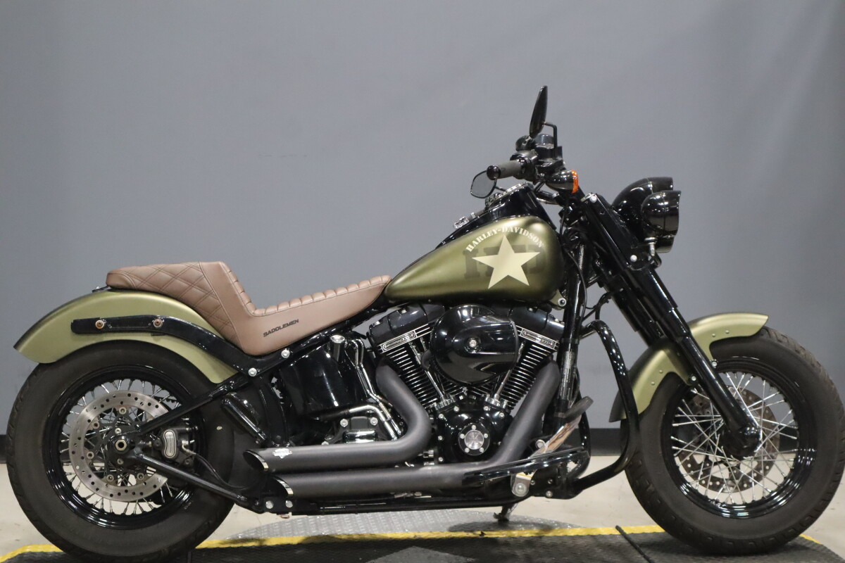 2016 Harley-Davidson® Softail Slim® FLS