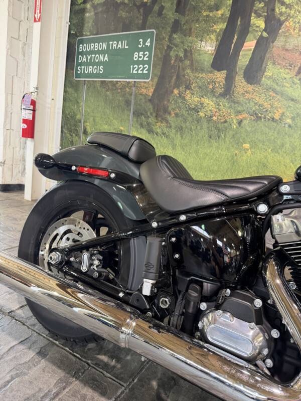 2025 Harley-Davidson® Street Bob™ No Gimmicks, No Hidden Fees., photo 6