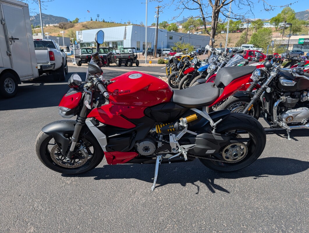 2023 Ducati Streetfighter V2, photo 6