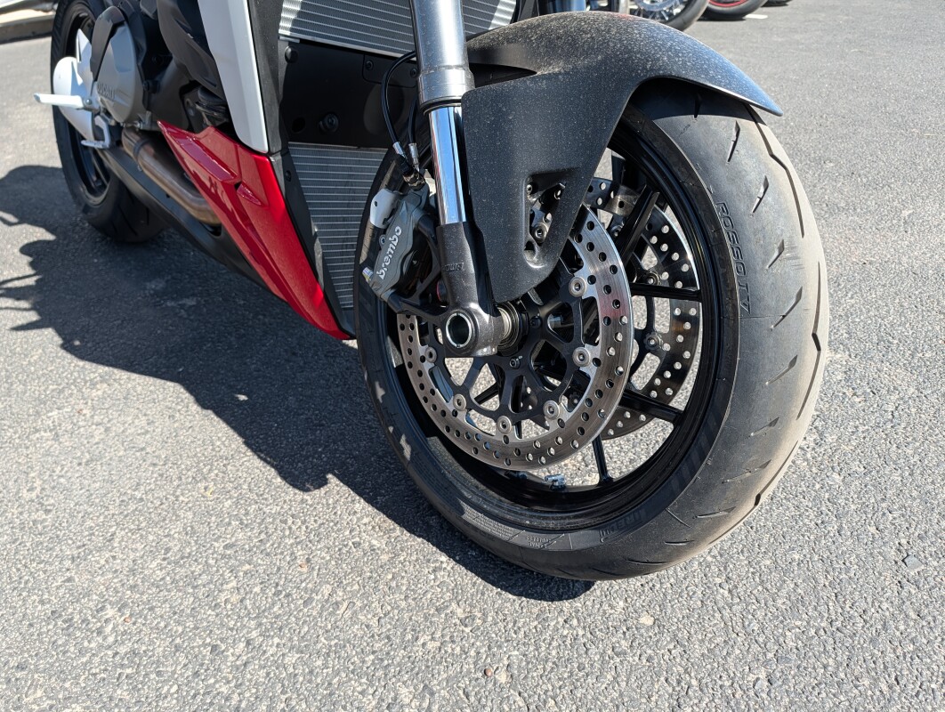 2023 Ducati Streetfighter V2, photo 9