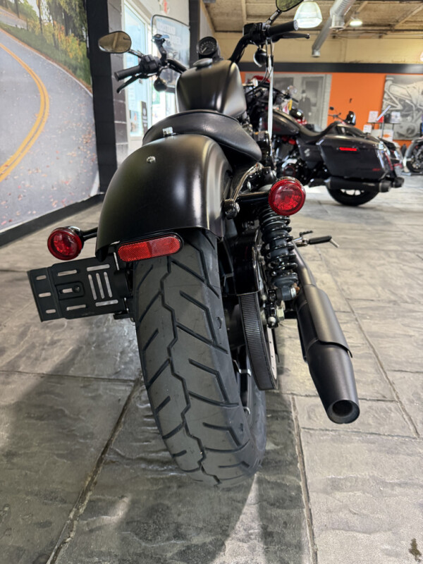 2022 Harley-Davidson® Iron 883™ No Gimmicks, No Hidden Fees., photo 17