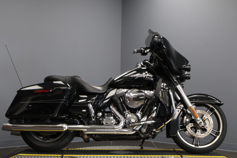 2016 Harley-Davidson® Street Glide® Special FLHXS