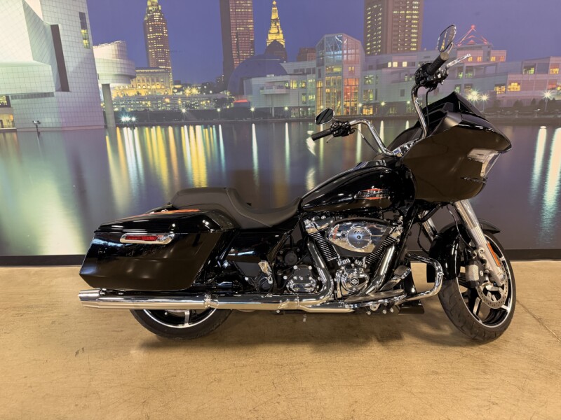 FLTRX 2024 Road Glide®