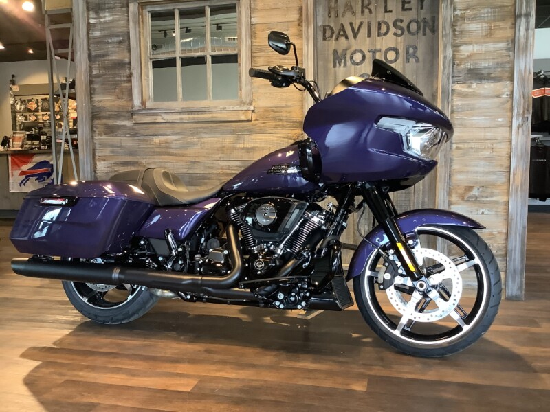 Harley-Davidson® Road Glide® 2026 FLTRX T30-26 Purple Abyss Black Trim