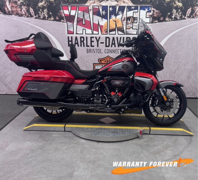 2026 FLHXLSE CVO Street Glide Limited