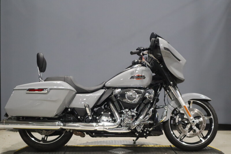 2025 Harley-Davidson® Street Glide® FLHX
