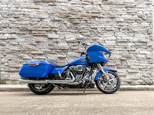 2026 Harley-Davidson® Road Glide® Aurora Blue Denim Chrome Trim