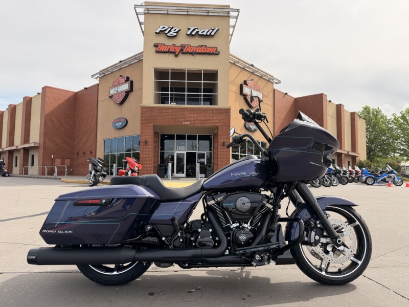 2026 Harley-Davidson® Road Glide® FLTRX Purple Abyss
