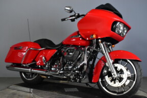 2023 Harley-Davidson® Road Glide® FLTRX thumb 2