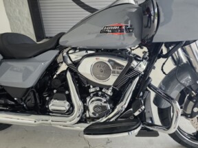 2026 Harley-Davidson® Road Glide® Dark Billiard Gray Chrome Trim Solo thumb 1