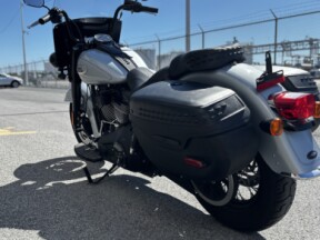 2024 Harley-Davidson® Heritage Classic 114 Atlas Silver Metallic - Black Finish thumb 1