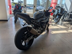 2025 BMW Motorrad S 1000 RR thumb 2