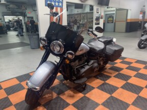 2024 Harley-Davidson Heritage Classic 114 FLHCS thumb 0