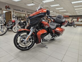 FLHXU 2025 Street Glide™ Ultra thumb 1