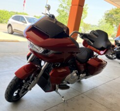 FLTRX 2025 Road Glide® thumb 1