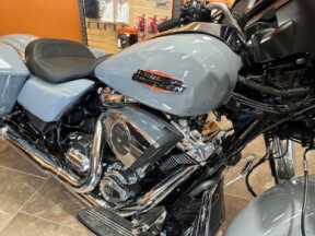 2026 Harley-Davidson® Street Glide® Dark Billiard Gray Chrome Trim thumb 3