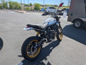 2022 Ducati Scrambler® Desert Sled thumb 2