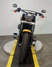 2019 Harley-Davidson® Softail Slim® FLSL thumb 2