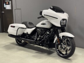 FLHX 2025 Street Glide™ thumb 3