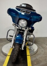 2020 Harley-Davidson® Street Glide® FLHX thumb 2