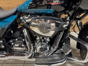 2026 Harley-Davidson® Road Glide® Teal Thunder / Vivid Black Chrome Trim FLTRX thumb 2
