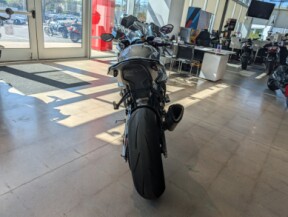 2025 BMW Motorrad S 1000 RR thumb 1