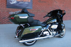 2026 Harley-Davidson® Street Glide Limited Olive Steel Metallic / Vivid Black Chrome Trim thumb 2