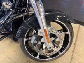 FLHX 2026 Street Glide® thumb 2