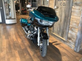 Harley-Davidson® Road Glide® 2026 FLTRX T26-26 Teal Thunder / Vivid Black Chrome Trim thumb 3