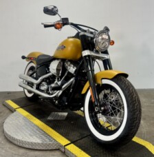 2019 Harley-Davidson® Softail Slim® FLSL thumb 3
