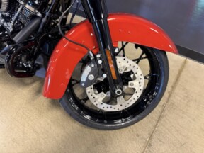 2025 Harley-Davidson® Road King™ Special FLHRXS thumb 2