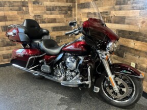 2015 Harley-Davidson® Ultra Limited Two-Tone Mysterious Red Sunglo/Blackened Cayenne Sunglo FLHTK thumb 3