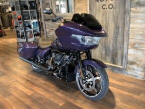 Harley-Davidson® Road Glide® 2026 FLTRX T30-26 Purple Abyss Black Trim thumb 3